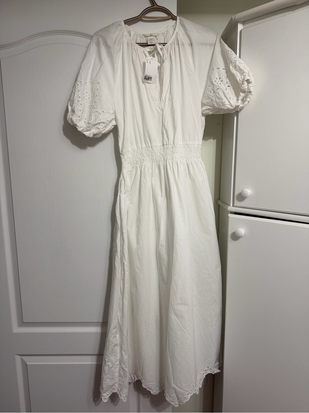 H&M White Eyelet Puff-Sleeve Midi Dress